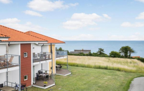2 Bedroom Cozy Apartment In Gudhjem, Gudhjem